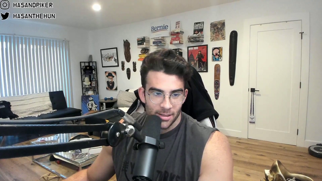 Canadians, vote for PVC PogU