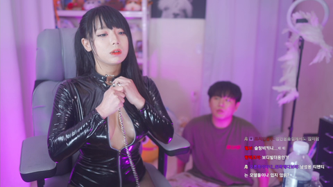 Korean streamer transforms into a chihuahua