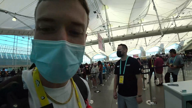 jakenbakeLIVE - Everyone meet Trent! - Jake's biggest fan