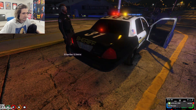 xQc uses trunk to avoid arrest again