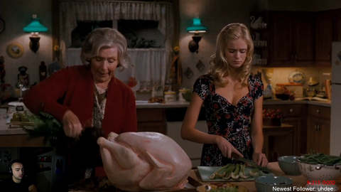 Mizkif watches Alinity's grandmother make turkey