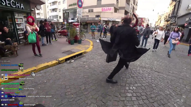 Hachu finds a glitched NPC in Buenos Aires