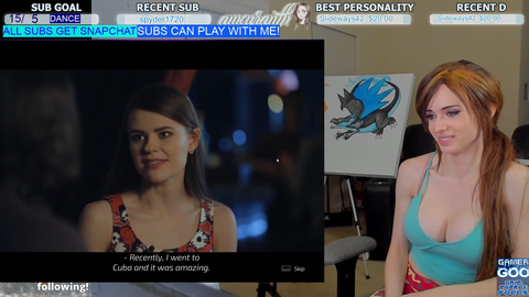 Amouranth still promoting her Patreon nudes on stream