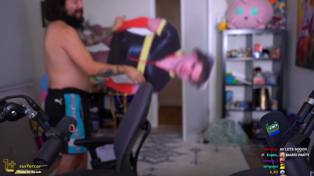 mango and ludwig get intimate
