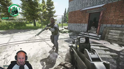 Tarkov streamer Pestily reunites with his google translate friend