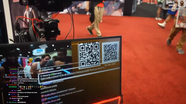LeanbeefPatty does the worm for roaming VTubers at Anime Expo
