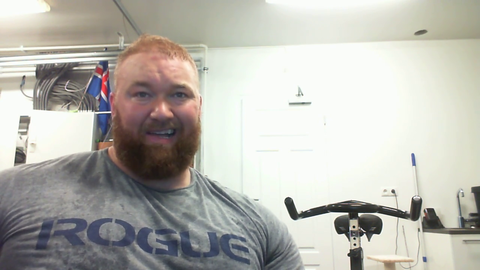 The Mountain (Game of Thrones) gives advice to Knut on how to get ladies