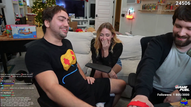 Mizkif asks Destiny a question