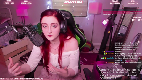 Streamer says Neko is a whiny b*tch and tells her to suck up the bullying she got.