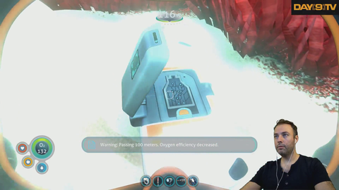 Day9 turns into Mickey Mouse playing Subnautica