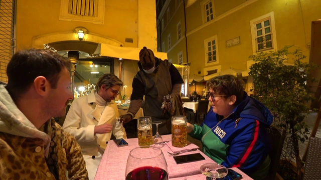 1st Day in Italy and they're already getting scammed LULE