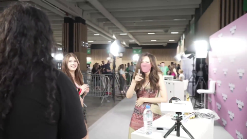 Security guard stops a weird Poki fan