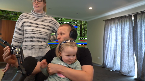 Chat makes Quin regret having his daughter visit him.
