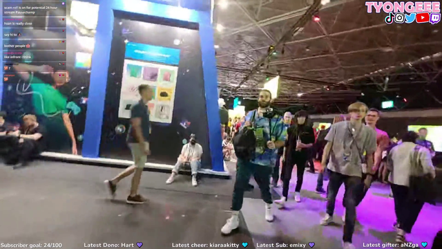 Korean Aunty finally meets her idol, Hasan
