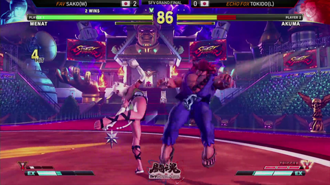 39 years old pro fighting player "Sakonoko" wins his first premiere event and celebrates with his daughter
