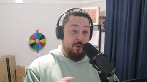 Streamer loses it after disagreement over last day strategy during 7 day non-stop tournament.