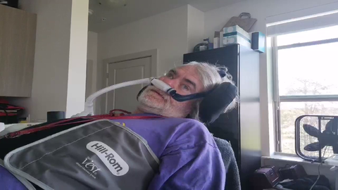 Ex-entrepeneur with ALS discusses forwarding your business with chat