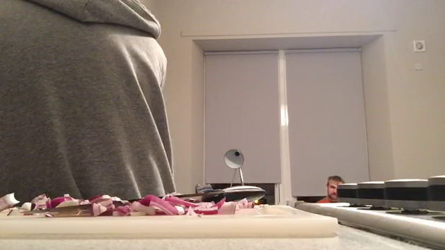 Streamer passes out after underestimating a wound to his hand... twice