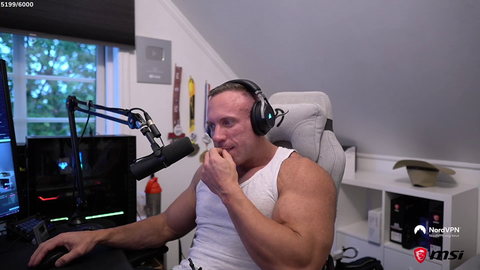 Knut on people putting Mizkif up to higher standards