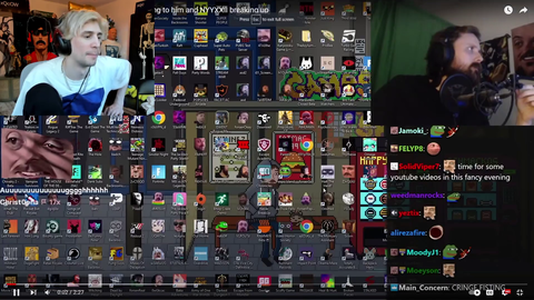 xQc goes mentally insane and shows his dirty ass room while biting his toenails after reacting to Forsen