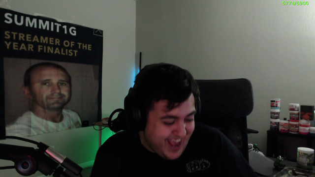 Poke's chat recreating "Average Fan VS Average Enjoyer" meme