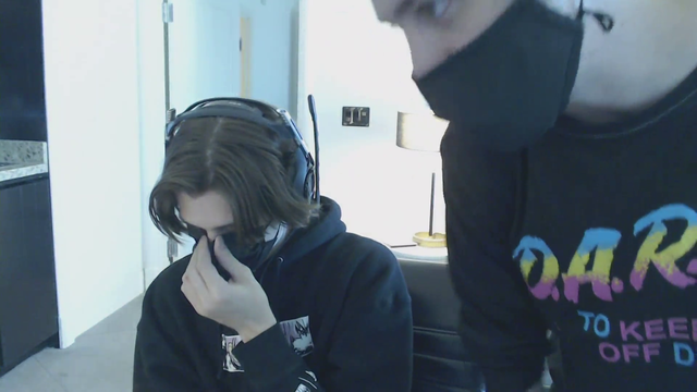 xQc and soda talk to Twitch staff about what sells