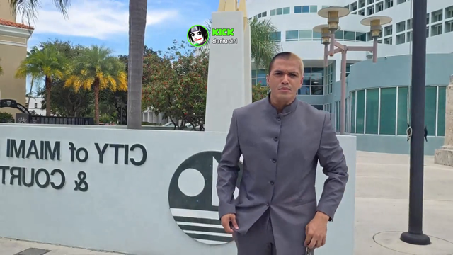 DariusIRL dresses up as Mao for Destiny's hearing.