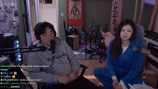 Hachu gets english lessons from Jo, ft Siri