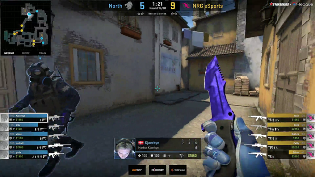 CSGO player Kjaerbye demonstrates his aim