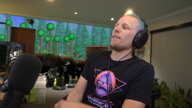 Quin cracks an egg over his head after dying 12 times in Terraria