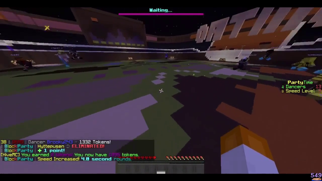 Young Zoil hitting on women in Minecraft.