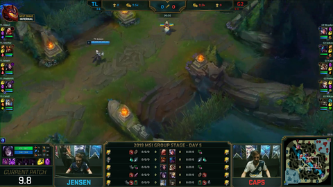 LoL commentators lose it as pro player flexes his skin