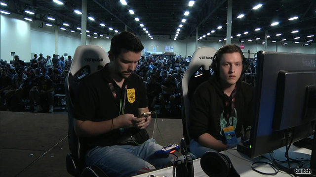 Guy fails to fidget spin on injustice 2 EVO pools