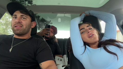 Emily breaks Mizkif record with 15 stops and 20,733 calories