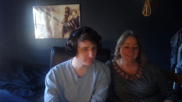 Streamer has mother on for (wholesome but) embarassing Q+A with chat.
