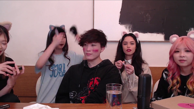 The girls transform sykkuno into a catboy