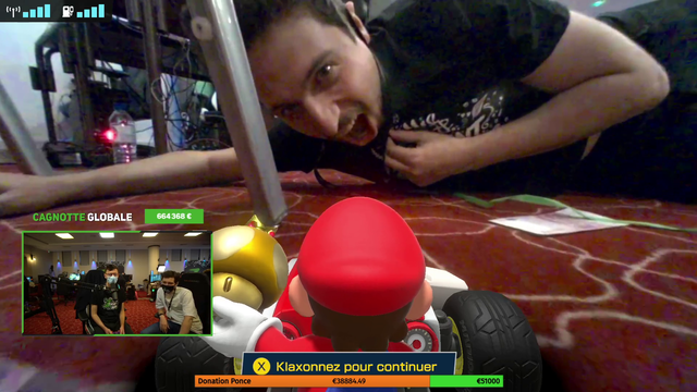 Streamers try the new Mario Kart game