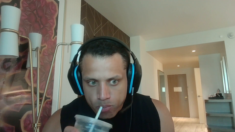 Tyler1 takes out his anger from getting 10-3'd by Ludwig on Innocent Woman