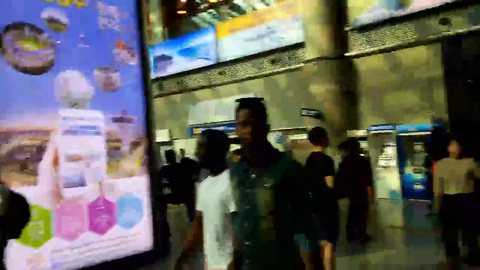 Streamer reacts to seeing POC