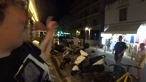 Andy finds a sniper with a message for Mizkif