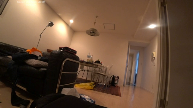 Soda introducing his cosplay
