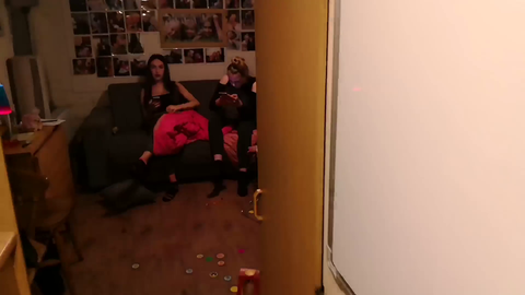 Gross Gore asks his sisters their bra sizes