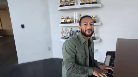 John's Legends's first moments on twitch