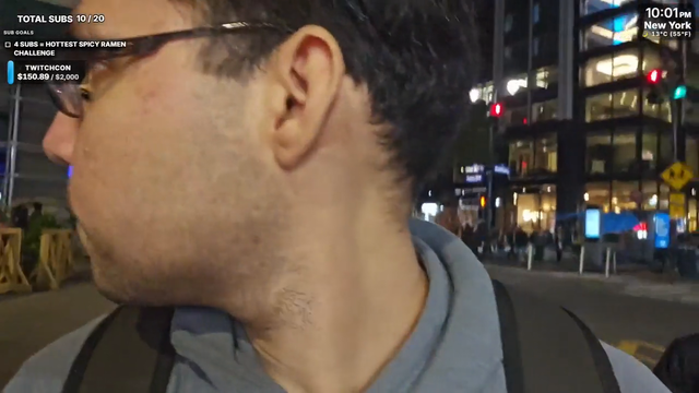 Streamer Lazesk Gets Harassed and Assaulted by Girl for Filming Her, Streamer calls then calls 911
