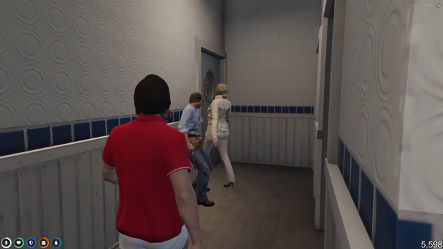 B*tch fighting off an intruder