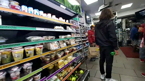 Streamer catches man yoinking a mountain dew
