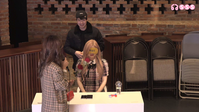 Hachubby lost her date to money