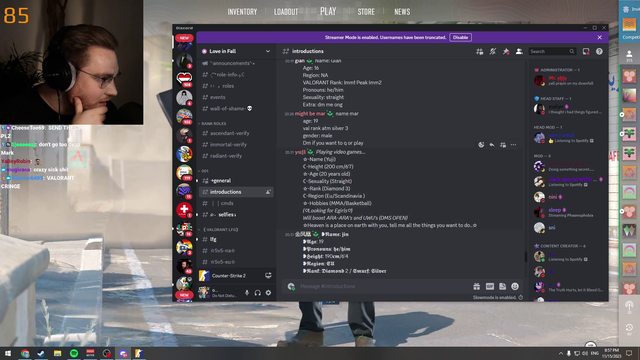 OhnePixel infiltrates a VALORANT e-dating discord server