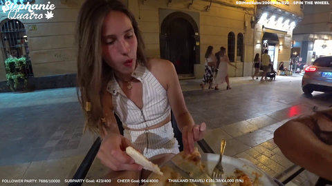 Car backs up into Livestreamer in Malaga