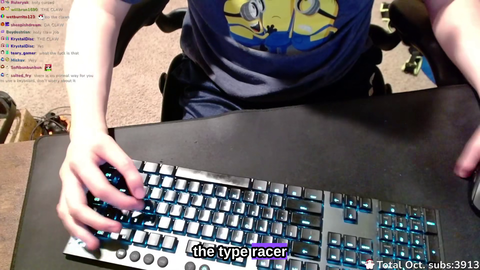 MurderCrumpet shows his 'unique' typing technique